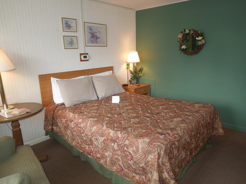 Plaza Motel Bryan Exteriér fotografie